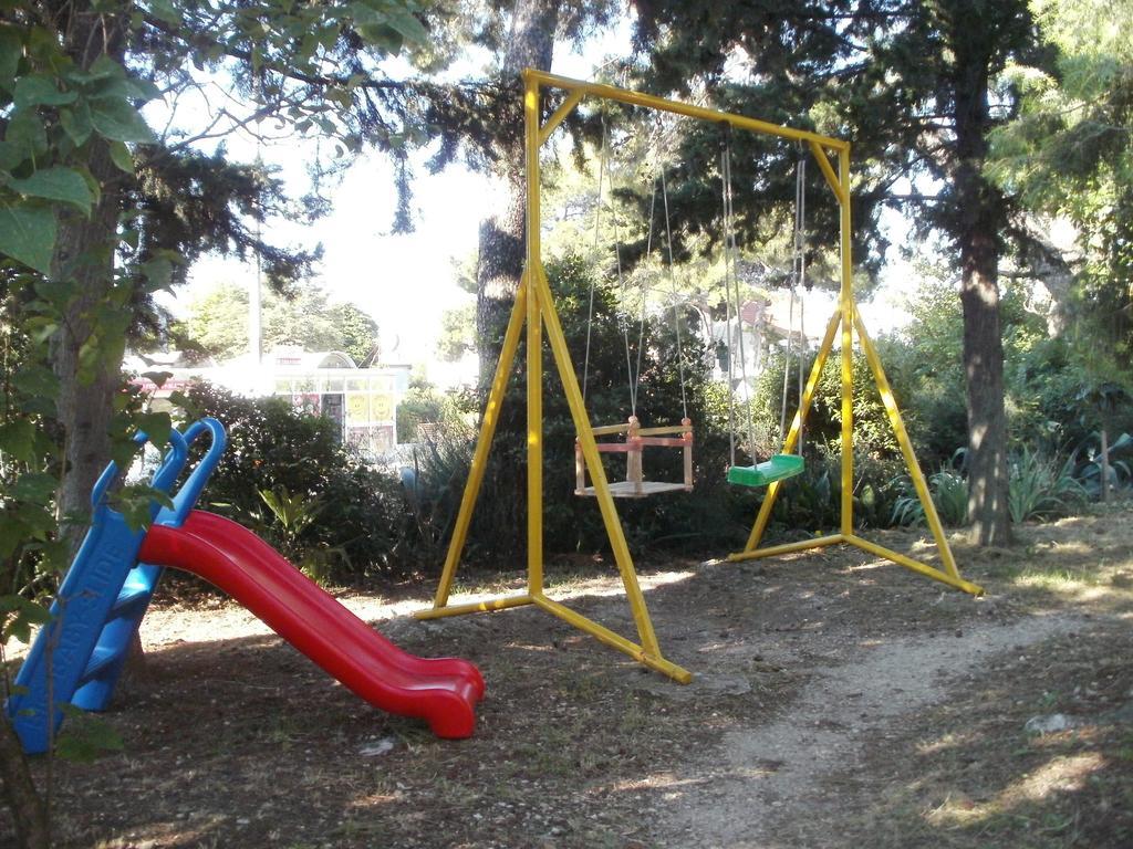 Grgin Apartments Kastela Dış mekan fotoğraf