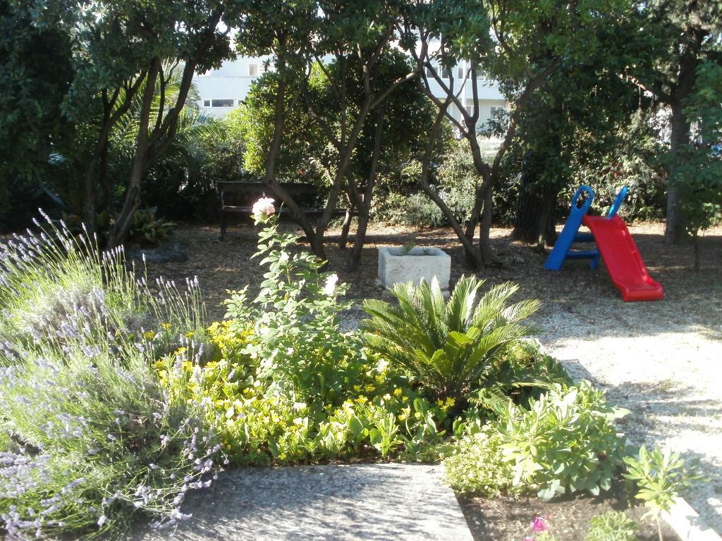 Grgin Apartments Kastela Dış mekan fotoğraf