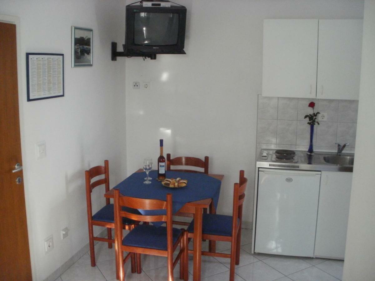 Grgin Apartments Kastela Oda fotoğraf