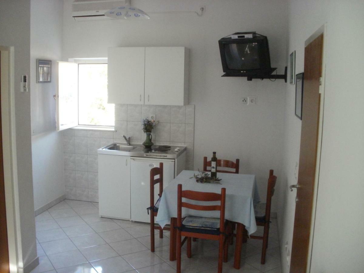 Grgin Apartments Kastela Oda fotoğraf